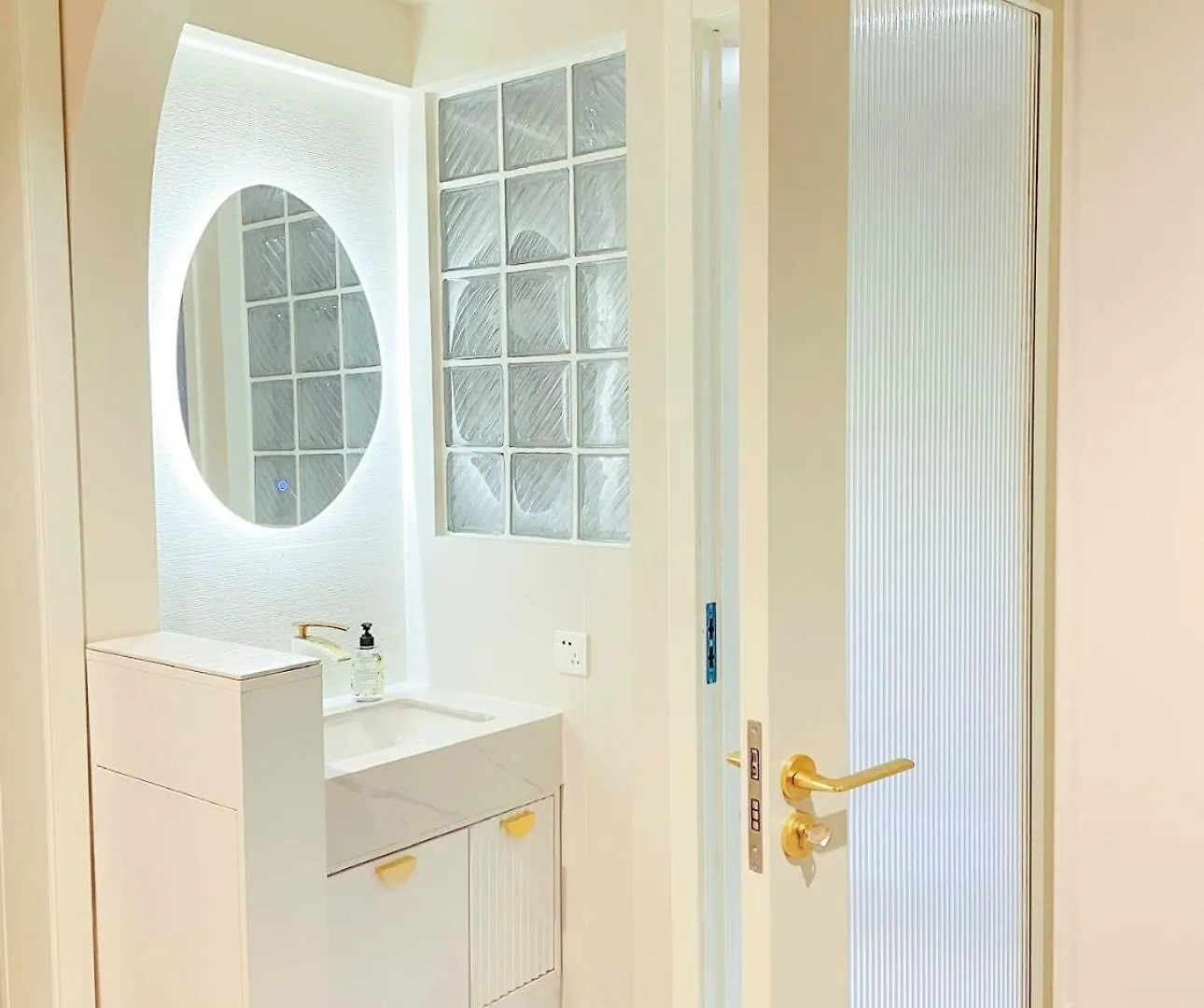 Daire Flaneur Shanghai Hongqiao B&B Near National Exhibition And Convention Center